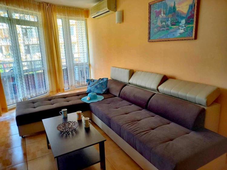Central Plaza Apartment Pantai Sunny Bagian luar foto