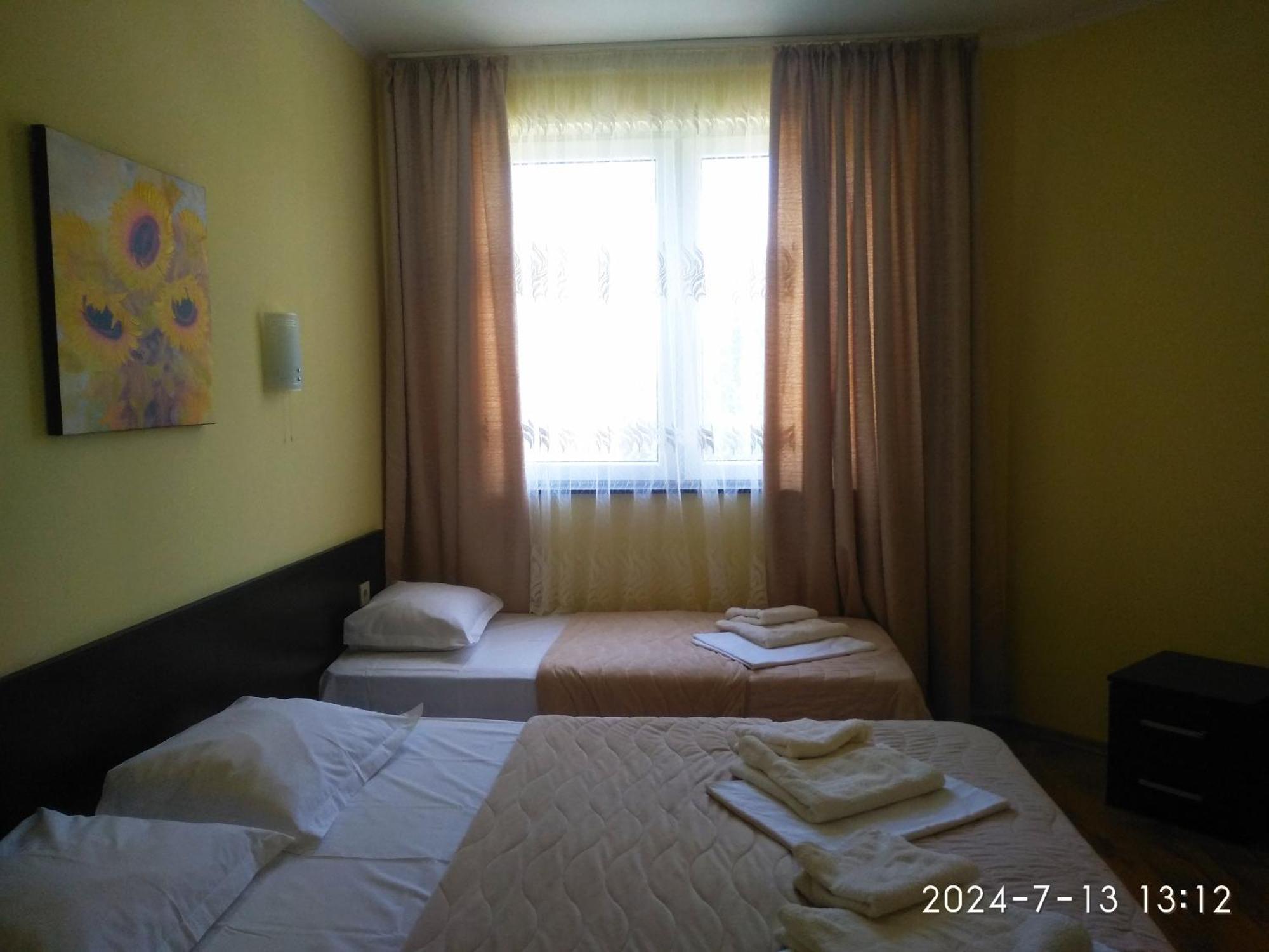 Central Plaza Apartment Pantai Sunny Bagian luar foto